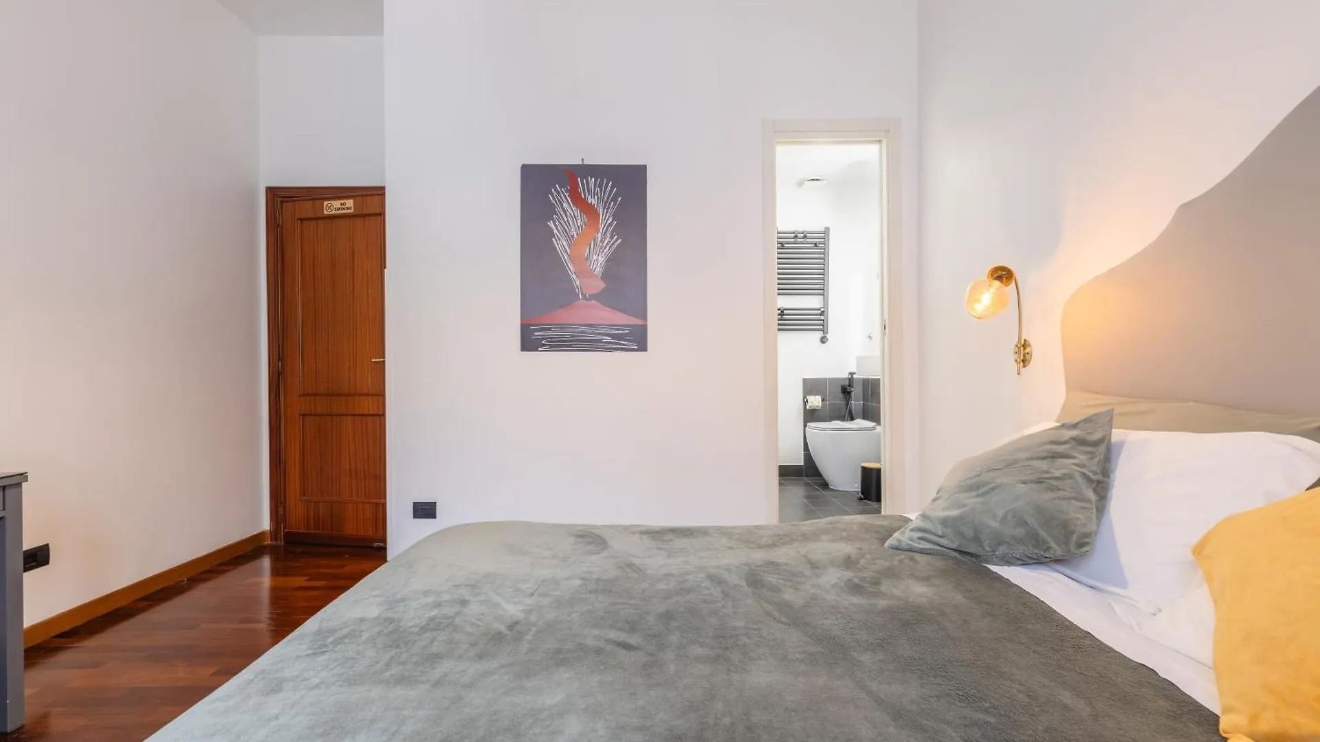 Bed and breakfast Napolicentro Mare - Sea View Rooms & Suites