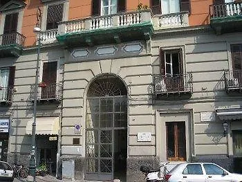 Napolicentro Mare - Sea View Rooms & Suites Bed and breakfast