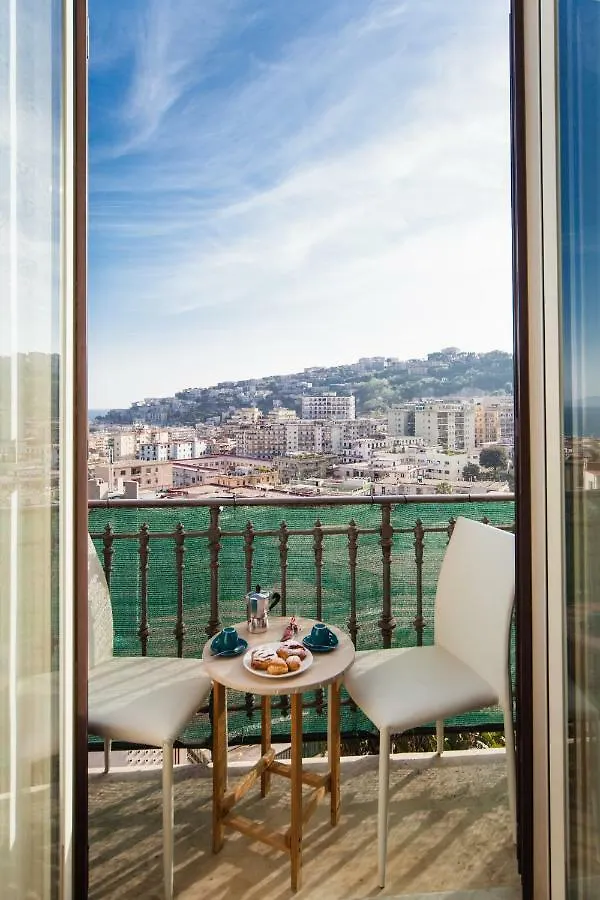 Napolicentro Mare - Sea View Rooms & Suites Italia