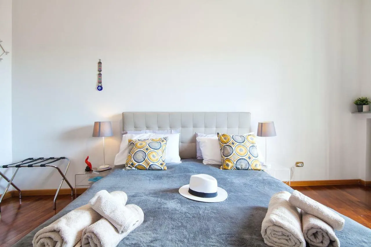 Napolicentro Mare - Sea View Rooms & Suites Nápoles