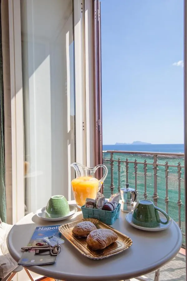 Napolicentro Mare - Sea View Rooms & Suites Frühstückspension Neapel